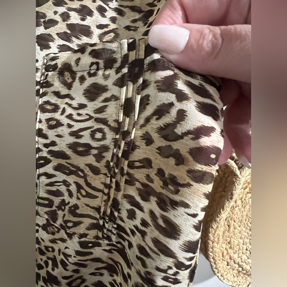 ⚡️Jessica Animal Print Blouse - Picture 8 of 9